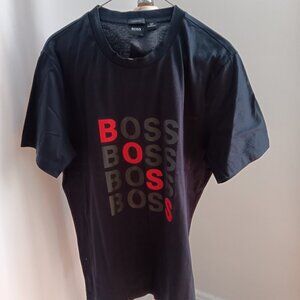 Hugo boss T-shirt Large